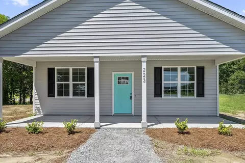 223 Shadowood Dr, Benson, NC 27504 photo 6