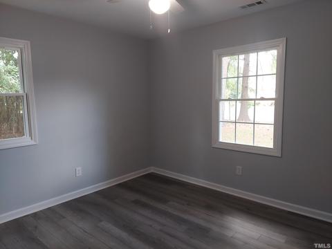 318 Ash St, Smithfield, NC 27577 photo 7