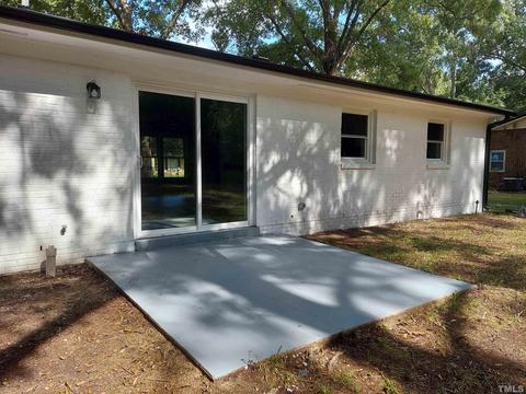 318 Ash St, Smithfield, NC 27577 photo 10