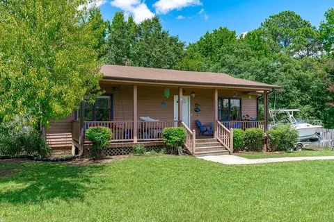 310 Tall Pine Dr, Benson, NC 27504 photo 3