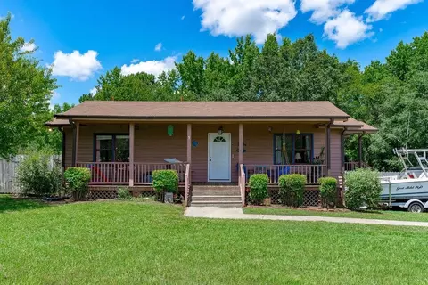 310 Tall Pine Dr, Benson, NC 27504 photo 1