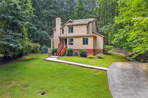 2823 Fox Dr, Durham, NC 27712 photo 2