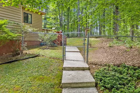 2823 Fox Dr, Durham, NC 27712 photo 6