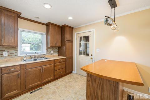 135 Goodwin Rd, Durham, NC 27712 photo 17