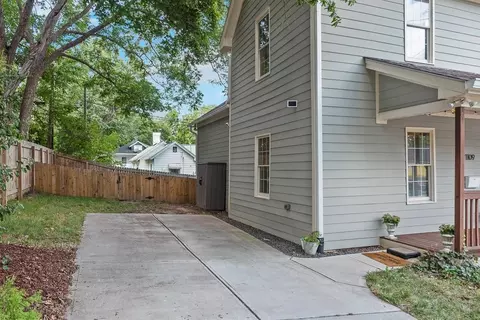 1109 Worth St, Durham, NC 27701 photo 23