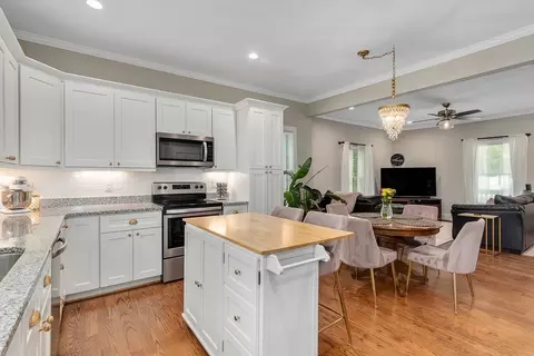 1109 Worth St, Durham, NC 27701 photo 6