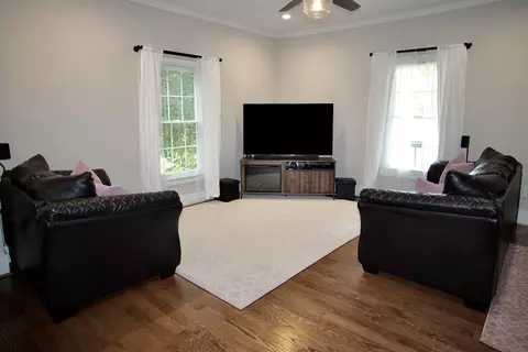 1109 Worth St, Durham, NC 27701 photo 3