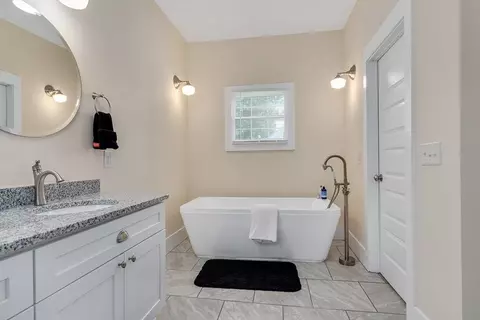 1109 Worth St, Durham, NC 27701 photo 11