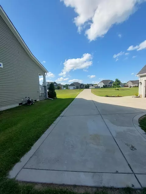 85 Thurman Dr, Selma, NC 27576 photo 7