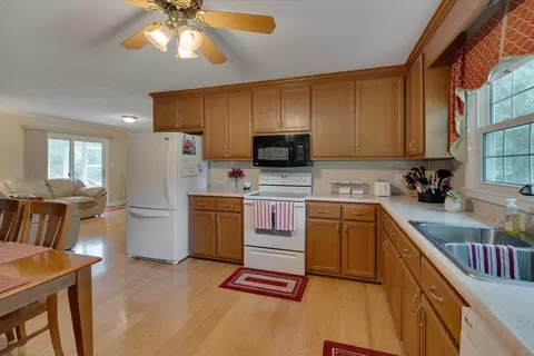 202 Debra Dr, Durham, NC 27704 photo 13