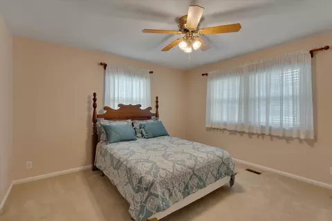202 Debra Dr, Durham, NC 27704 photo 24
