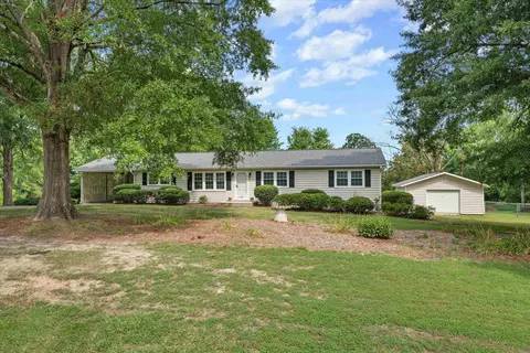 202 Debra Dr, Durham, NC 27704 photo 2