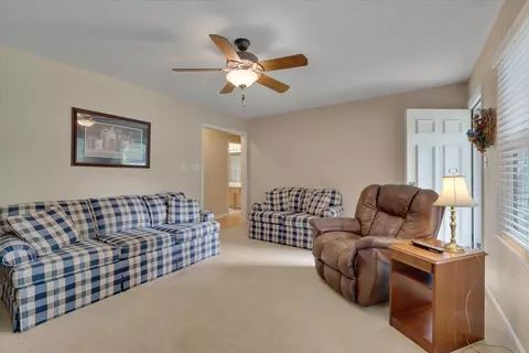 202 Debra Dr, Durham, NC 27704 photo 6