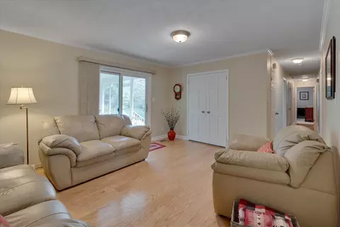 202 Debra Dr, Durham, NC 27704 photo 17