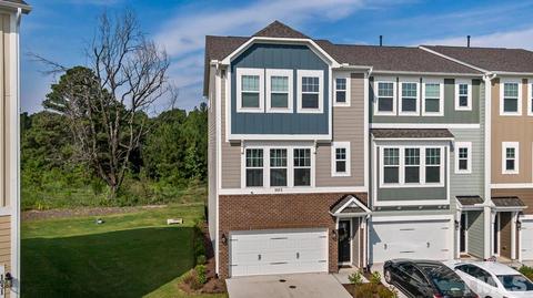 1035 Islip Pl, Durham, NC 27703 photo 2