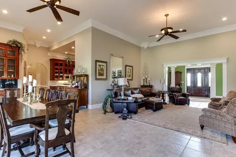 360 Willowcroft Ct, Dunn, NC 28334 photo 8