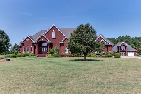 360 Willowcroft Ct, Dunn, NC 28334 photo 2