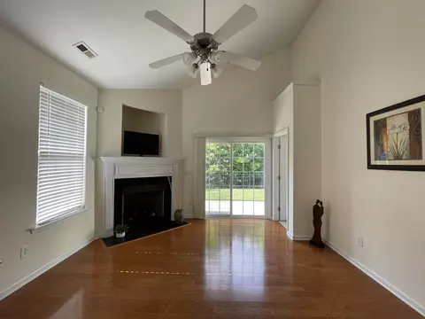 338 Red Elm Dr, Durham, NC 27713 photo 2