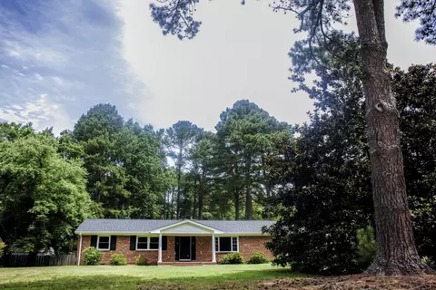424 Valley Dr, Durham, NC 27704 photo 1