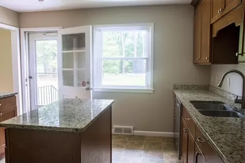 424 Valley Dr, Durham, NC 27704 photo 6