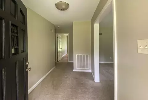 424 Valley Dr, Durham, NC 27704 photo 3