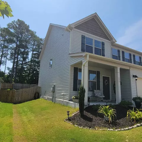 404 Chestnut Oak Pl, Durham, NC 27704 photo 3