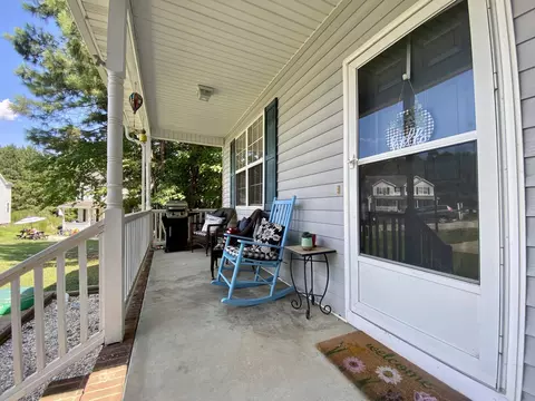132 Farrah St, Garner, NC 27529 photo 3