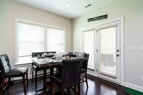 1011 Poplar St, Durham, NC 27703 photo 8