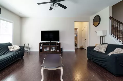 1011 Poplar St, Durham, NC 27703 photo 10