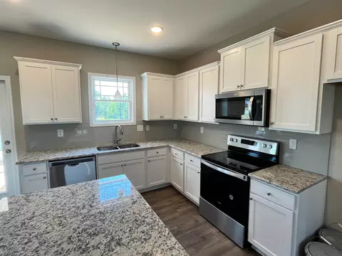 73 S Rabbit Run Dr, Smithfield, NC 27577 photo 8