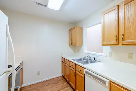 105 Forest Oaks Dr, Durham, NC 27705 photo 15