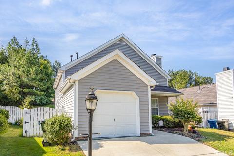 4613 Dolwick Dr, Durham, NC 27713 photo 5