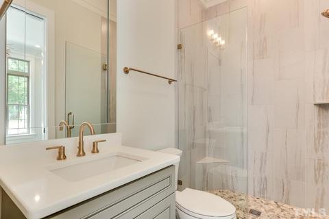 2004 Pine Dr, Raleigh, NC 27609 photo 7