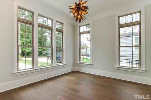 2004 Pine Dr, Raleigh, NC 27609 photo 5
