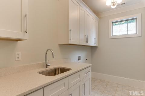 2004 Pine Dr, Raleigh, NC 27609 photo 28