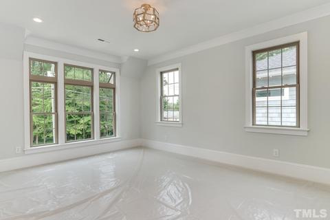 2004 Pine Dr, Raleigh, NC 27609 photo 23