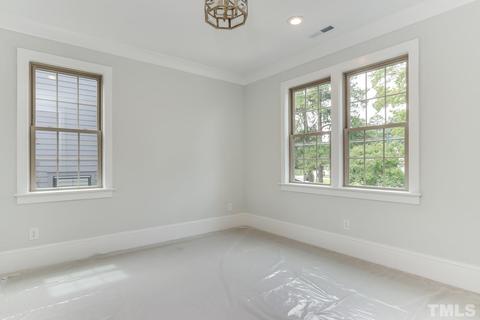 2004 Pine Dr, Raleigh, NC 27609 photo 25