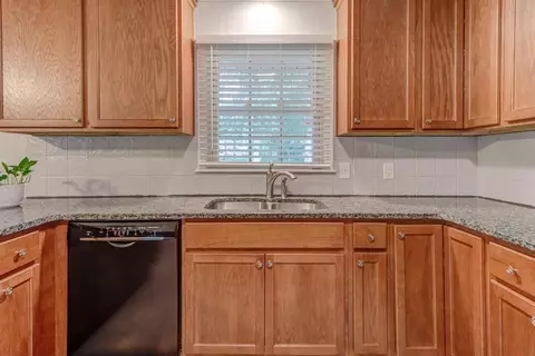 1923 Medallion Dr, Durham, NC 27704 photo 12