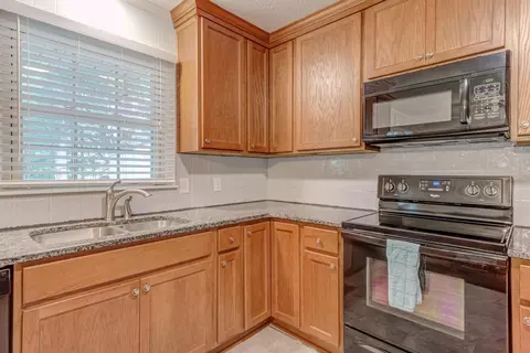 1923 Medallion Dr, Durham, NC 27704 photo 13