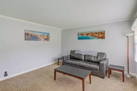 1923 Medallion Dr, Durham, NC 27704 photo 4
