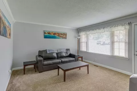 1923 Medallion Dr, Durham, NC 27704 photo 3
