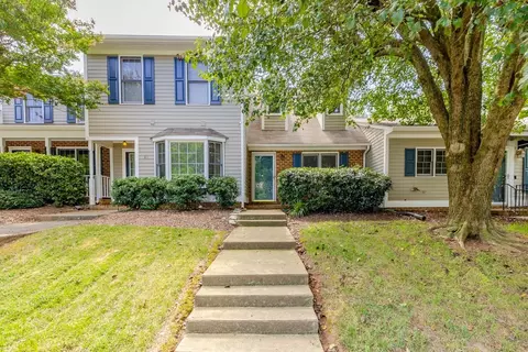 80 Forest Oaks Dr, Durham, NC 27705 photo 2