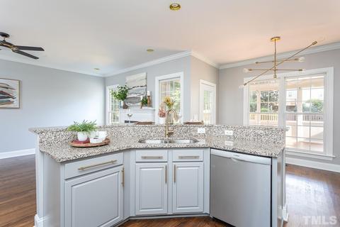 1324 Pendula Path, Apex, NC 27502 photo 2