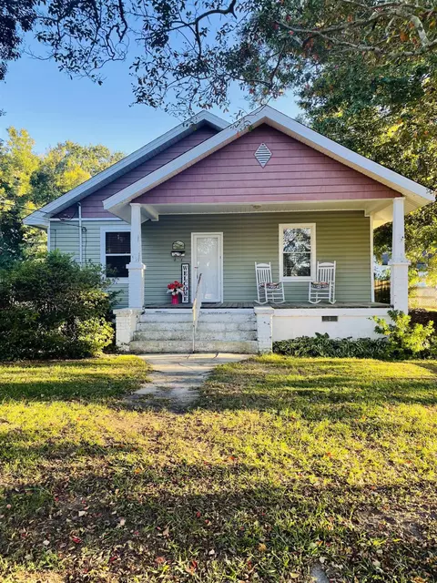 509 W E St, Erwin, NC 28339 photo 1