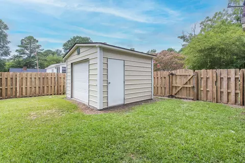 210 S Maple Ave, Kenly, NC 27542 photo 34
