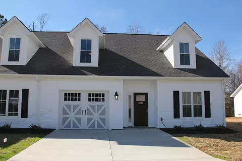 4105 Northrop Dr, Haw River, NC 27258