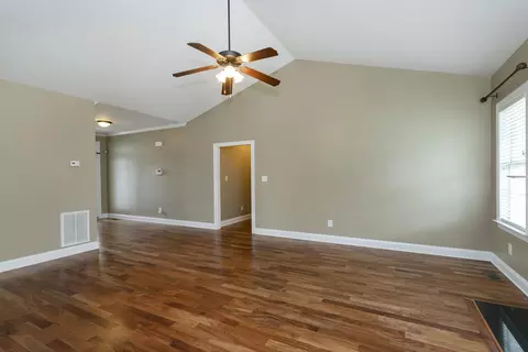 103 Willmont Ct, Benson, NC 27504 photo 9