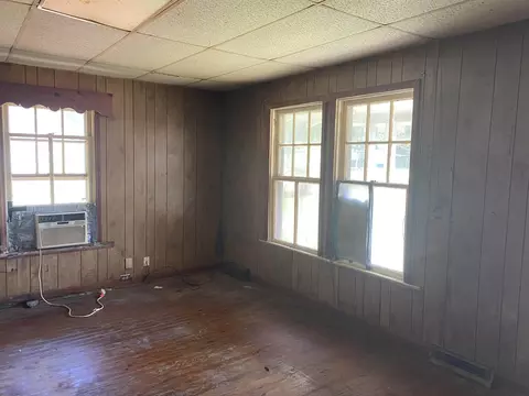 146 Maple St, Roxboro, NC 27573 photo 5