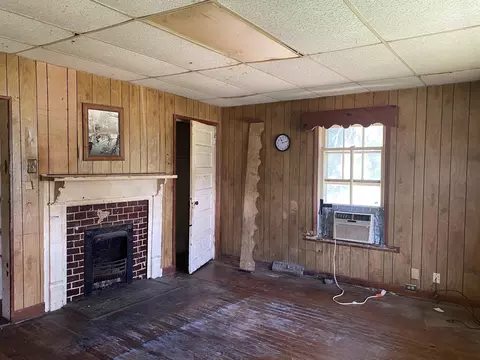 146 Maple St, Roxboro, NC 27573 photo 4