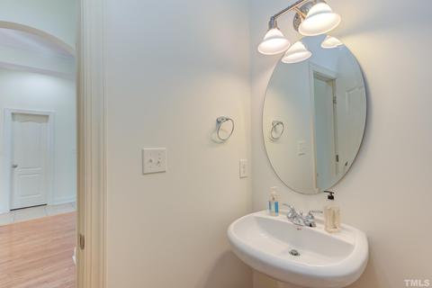 10 Teahouse Ct, Durham, NC 27707 photo 9